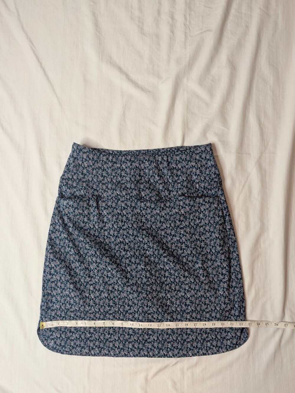 Walter Hagen Performance 11 Lightweight Golf Skort, Navy Blue Floral in Size L - Picture 9 of 11
